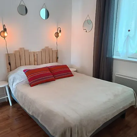 Holiday home Renove Calme Avec Jardin Fleuri, A Proximite Du Canal De Nantes A Brest Et De La Foret Du Gavre - Fr-1-306-1007