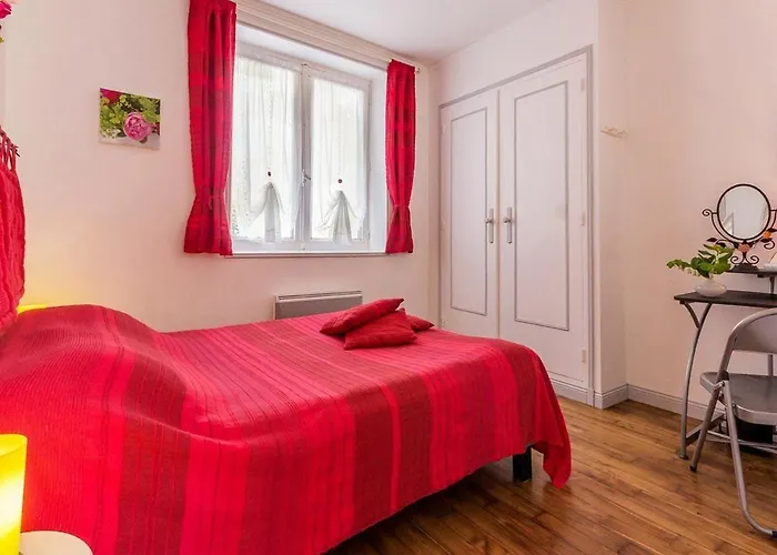 Renove Calme Avec Jardin Fleuri, A Proximite Du Canal De Nantes A Brest Et De La Foret Du Gavre - Fr-1-306-1007 Blain