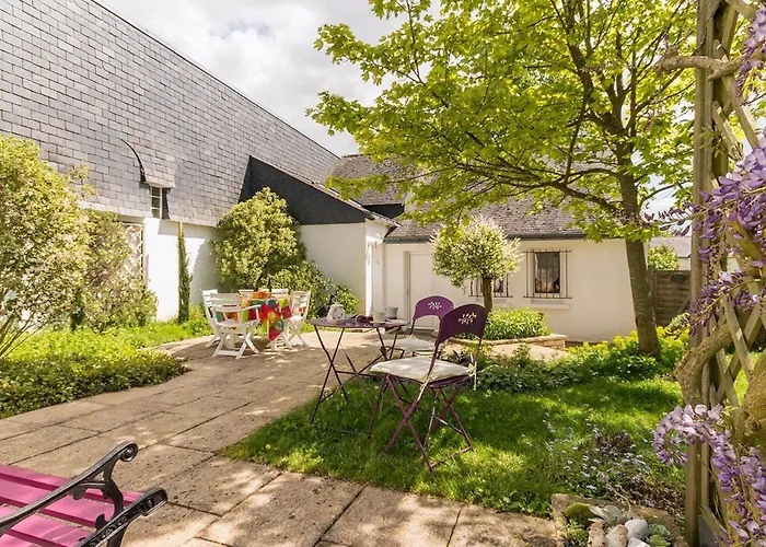 Renove Calme Avec Jardin Fleuri, A Proximite Du Canal De Nantes A Brest Et De La Foret Du Gavre - Fr-1-306-1007 * Blain