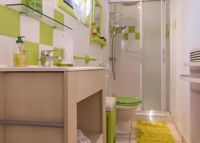 Vakantiehuis Renove Calme Avec Jardin Fleuri, A Proximite Du Canal De Nantes A Brest Et De La Foret Du Gavre - Fr-1-306-1007