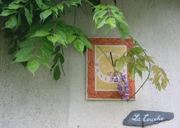 Renove Calme Avec Jardin Fleuri, A Proximite Du Canal De Nantes A Brest Et De La Foret Du Gavre - Fr-1-306-1007 *