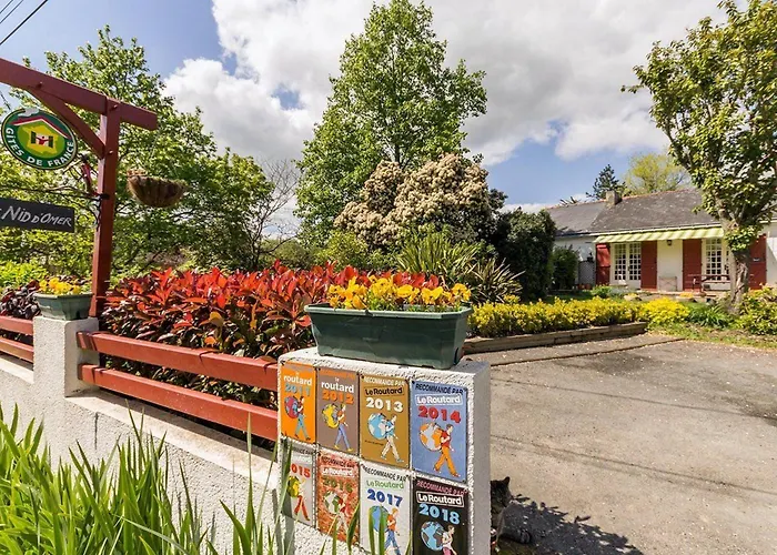 Vakantiehuis Renove Calme Avec Jardin Fleuri, A Proximite Du Canal De Nantes A Brest Et De La Foret Du Gavre - Fr-1-306-1007